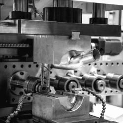 Endforming of the wire / tube